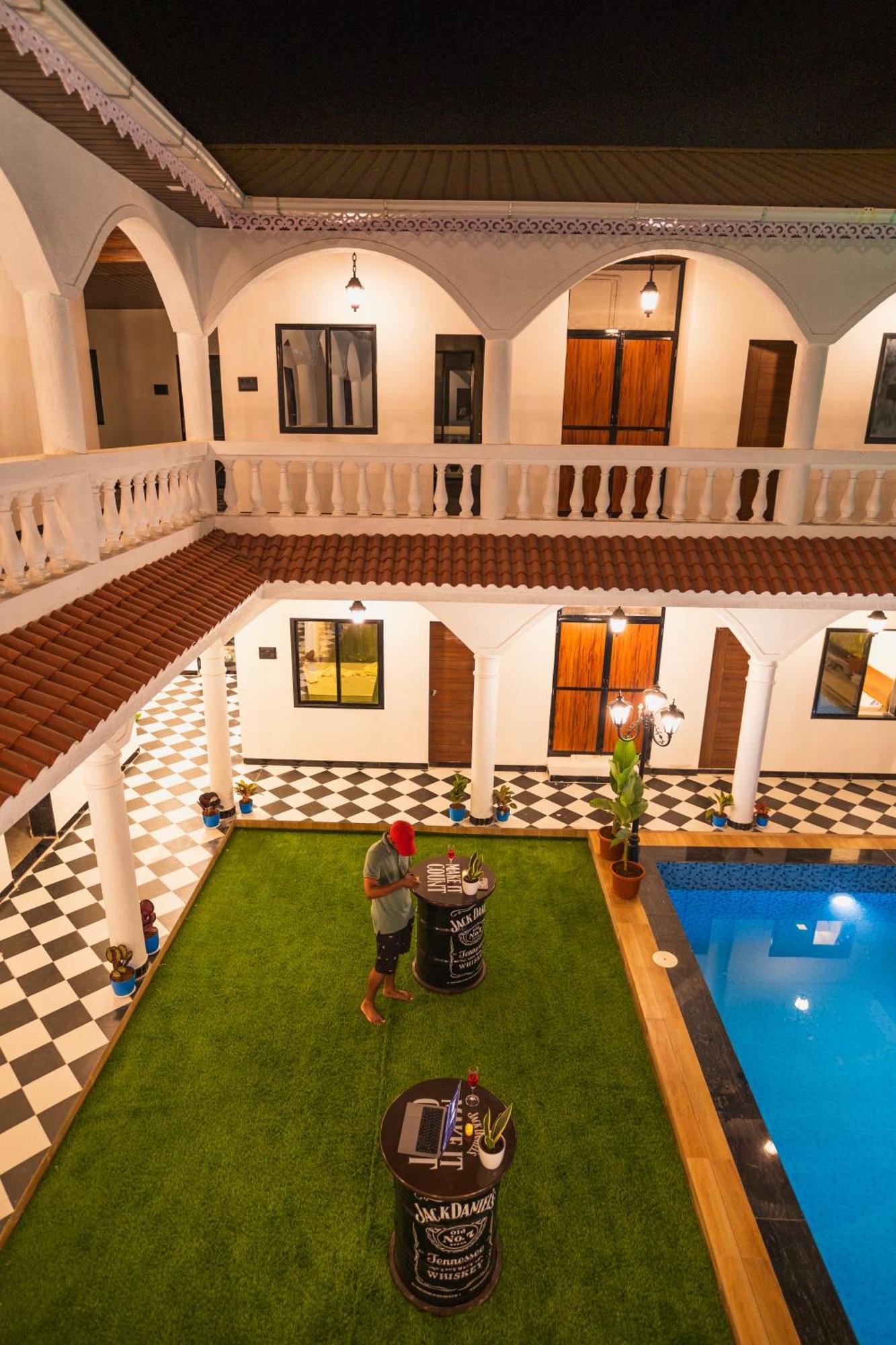 Hotel Sapphire Mansion Alībāg Esterno foto