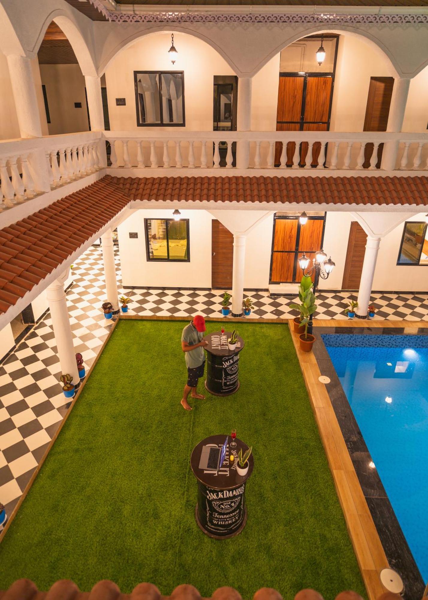 Hotel Sapphire Mansion Alībāg Esterno foto